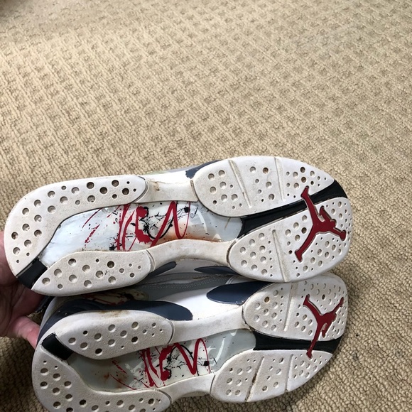 Jordan’s - Picture 4 of 4